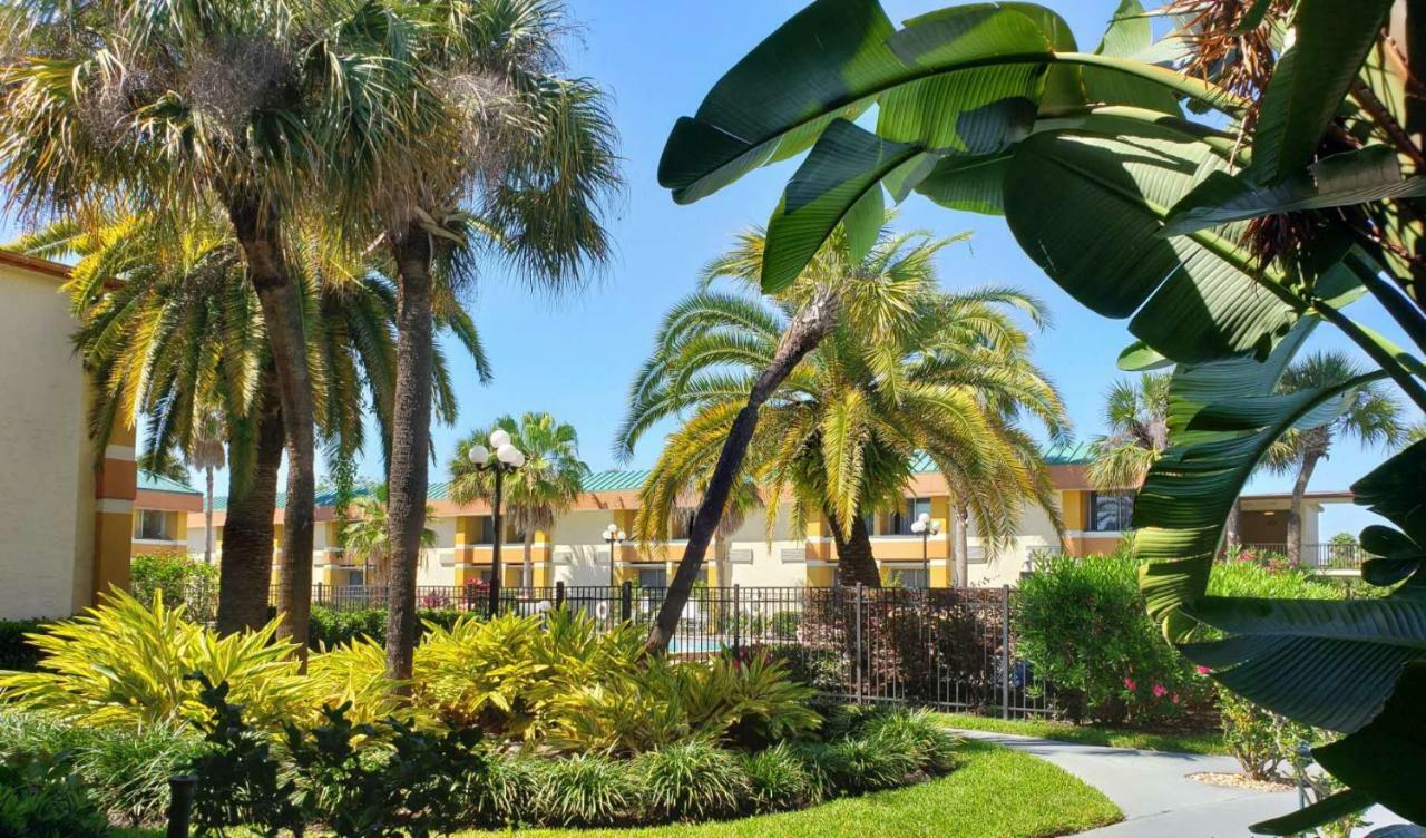 Garnet Inn & Suites Orlando Exterior foto